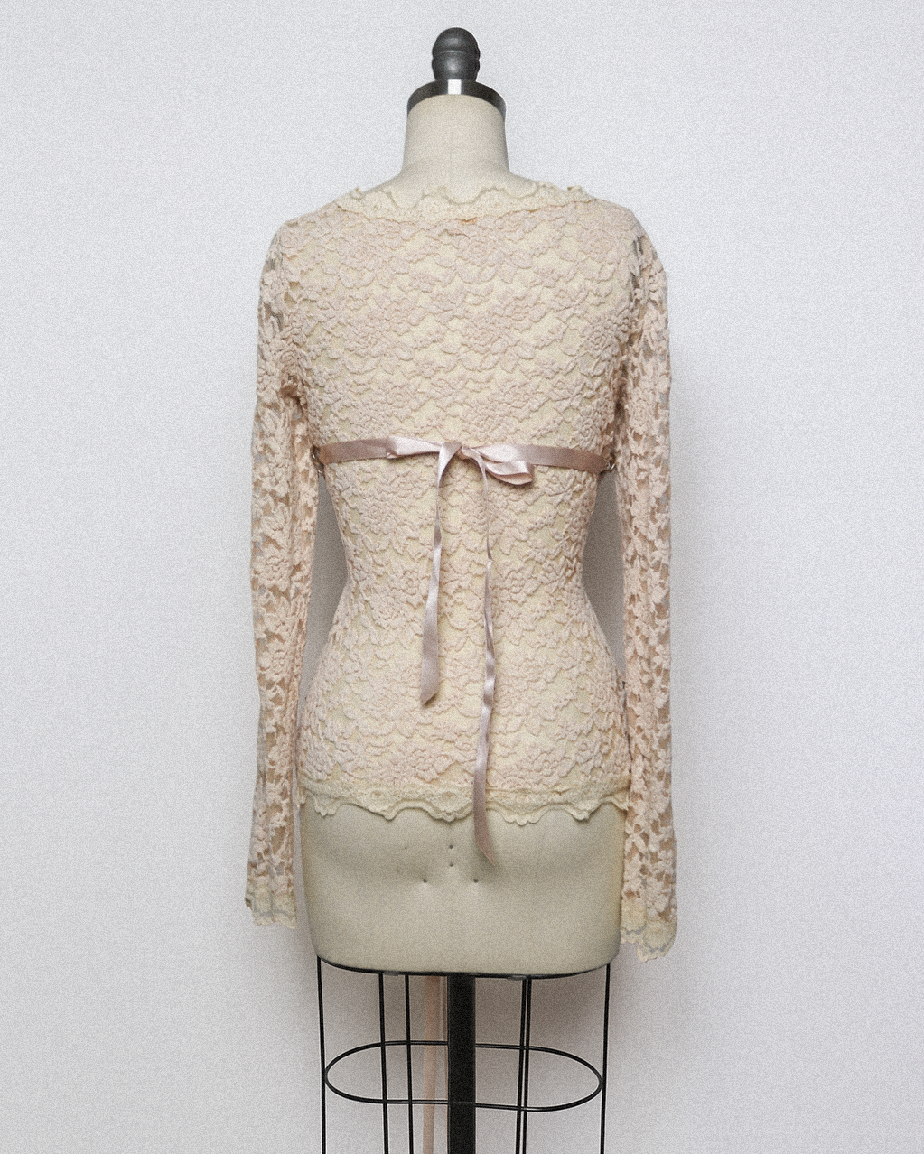 1 of 1 the Fugue lace top