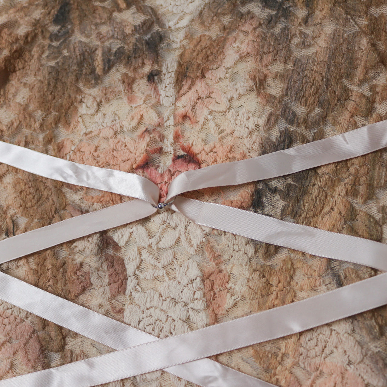 1 of 1 the Fugue lace top