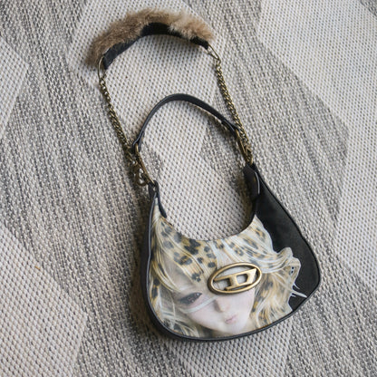 1 of 1 Oval D crescent bag