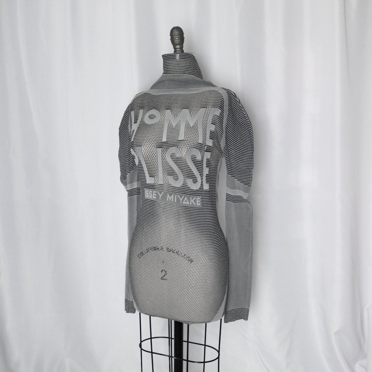 Homme Plissé Issey Miyake 2014 graphic knit top - Size F