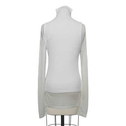 1 of 1 the "Fugue" two piece top